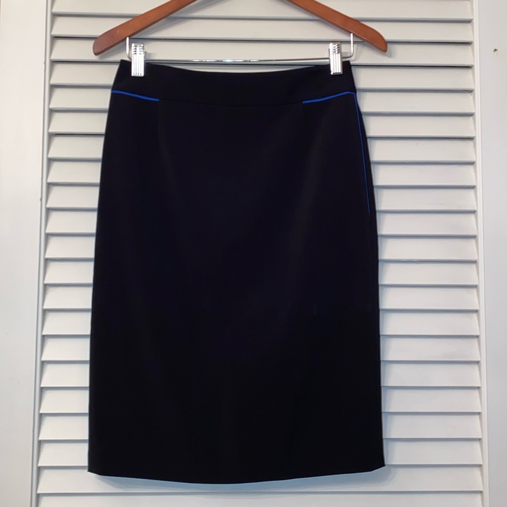 Elie Tahari black skirt